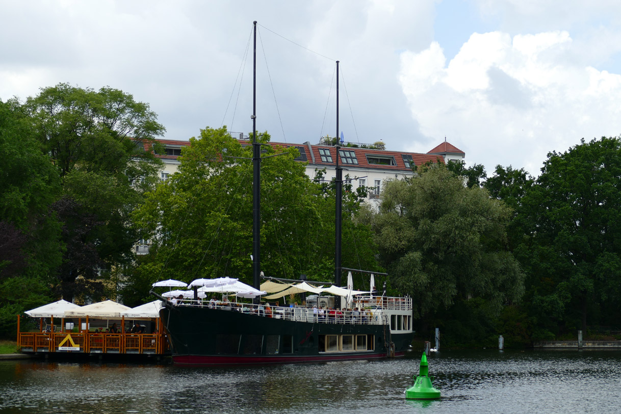 Berlin_Brueckenfahrtn_2019_07_21_120539_P1030339.jpg