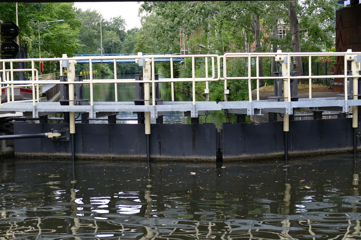 Berlin_Brueckenfahrtn_2019_07_21_125930_P1030378.jpg