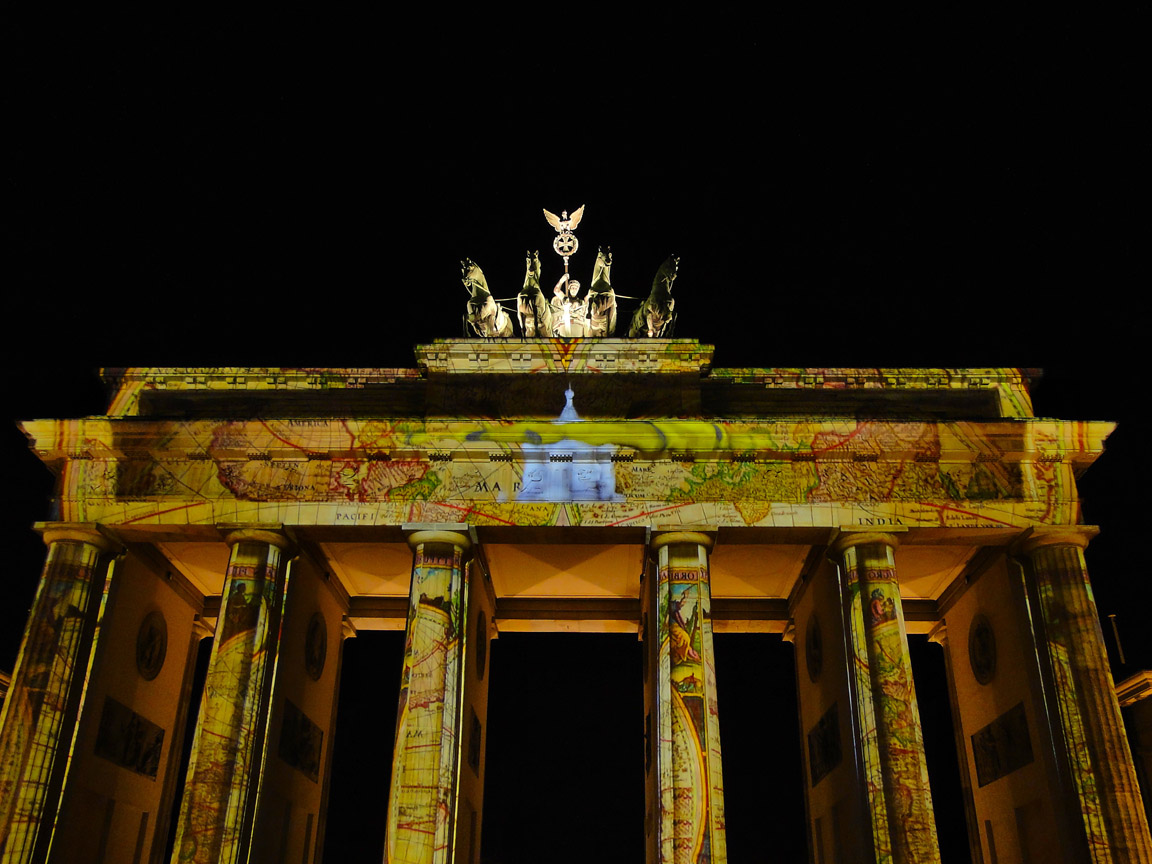 Festival_of_Lights_2013_10_19_203723_DSC09483.jpg
