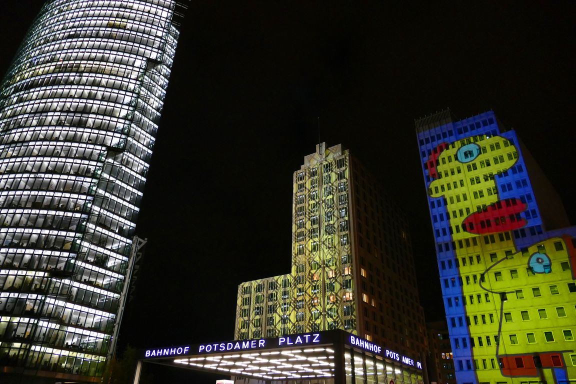 Festival_of_Lights_2019_10_12_233813_02.jpg