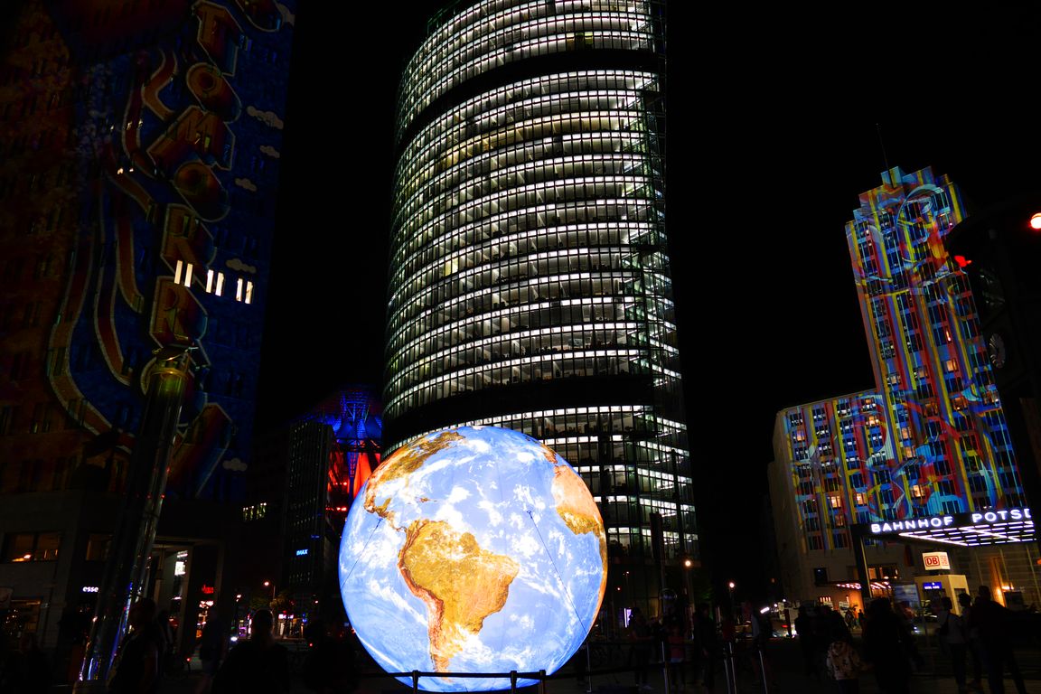 1081_Festival_of_Lights_2021_09_08_223818_P1080834.jpg