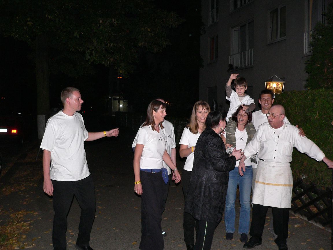 Spatz_40_Jahre_2006_09_30_203832_P1050437.jpg