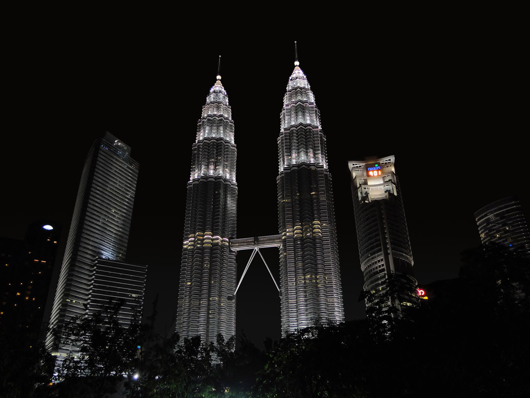 1032_20121111_205940_Malaysia_DSC08110