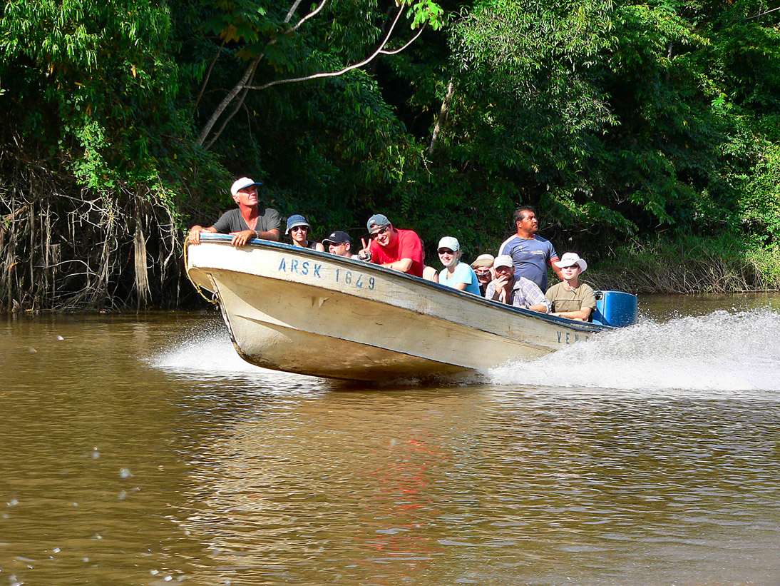 1051_Venezuela_2005_1021_082932_P1030399